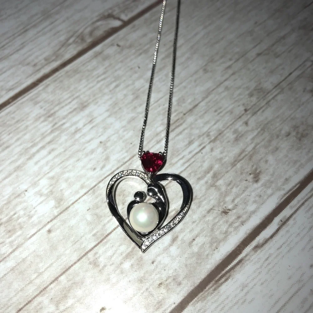 ALWAYS MY MOM Grandma Red Stone Pearl Heart Pendant Chain Necklace